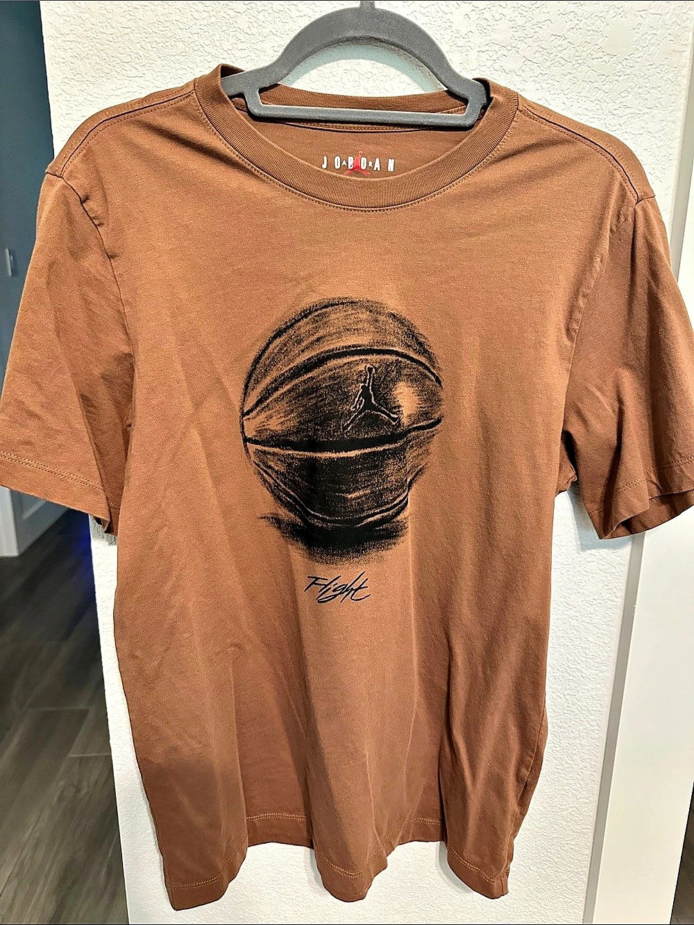 Jordan Flight Sketch Basketball Graphic T-Shirt Brown Medium